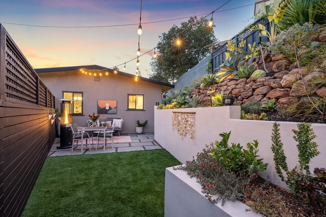 609 Valle Vista Ave in Oakland, CA - Building Photo - Building Photo