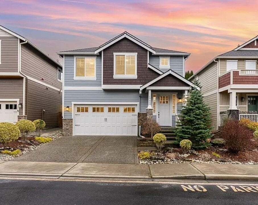 19623 23rd Dr SE in Bothell, WA - Building Photo