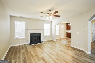 40 Stone Ridge Way in Covington, GA - Building Photo - Building Photo