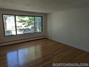 189 W Wyoming Ave in Melrose, MA - Building Photo - Building Photo