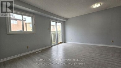 70 Penmarric Pl in Toronto, ON - Building Photo - Building Photo
