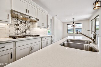 17163 W Thousand Oaks St in Surprise, AZ - Building Photo - Building Photo