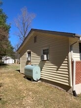 2533 Wildwood Rd in Salem, VA - Foto de edificio - Building Photo