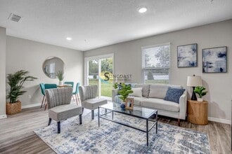 9564 Hood Rd in Jacksonville, FL - Building Photo - Building Photo