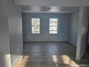 46 Ward St in Waterbury, CT - Building Photo - Building Photo