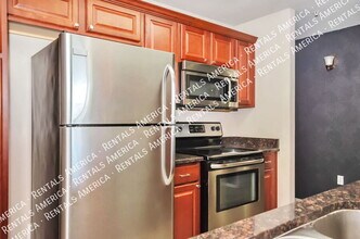 2550 E River Rd, Unit C-410 in Tucson, AZ - Building Photo - Building Photo