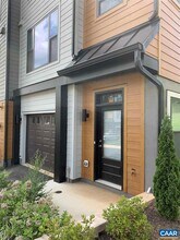 143 Junction Ln in Charlottesville, VA - Building Photo - Building Photo