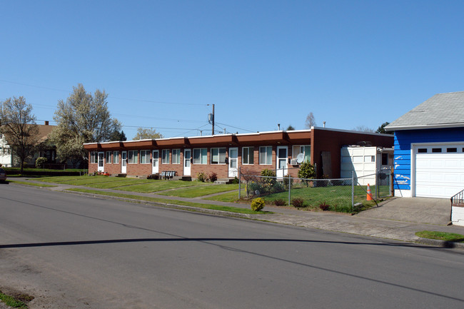 6131 N Houghton St in Portland, OR - Building Photo - Building Photo