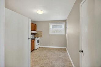 129 Congress St in Charleston, SC - Building Photo - Building Photo