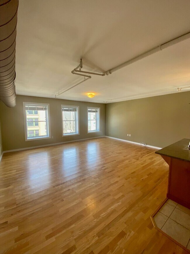 315 W Riverside Ave in Spokane, WA - Building Photo - Building Photo