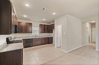 24730 Russet Bluff Trl in Huffman, TX - Building Photo - Building Photo