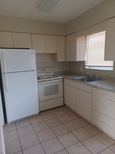 5900 NW 16th Pl, Unit 3 in Sunrise, FL - Building Photo - Building Photo