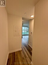 880-880 The Queensway in Toronto, ON - Building Photo - Building Photo