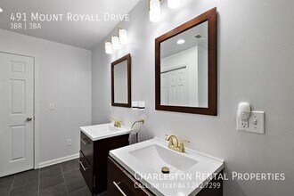 491 Mt Royall Dr in Mount Pleasant, SC - Building Photo - Building Photo