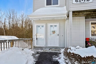 187 Lovers Ln in Torrington, CT - Building Photo - Building Photo