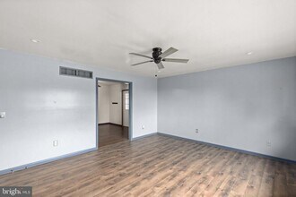 7390 Woodbine Rd in Woodbine, MD - Building Photo - Building Photo