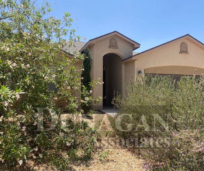 property at 1207 Palo Verde Lp
