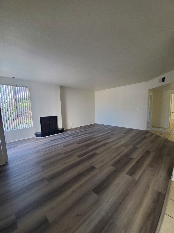 4343 Whitsett Ave in Los Angeles, CA - Foto de edificio - Building Photo