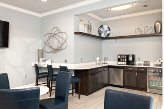 Weston Point Apartments in Overland Park, KS - Building Photo - Building Photo