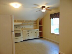 61 West St, Unit 1 in New Berlin, NY - Building Photo - Building Photo