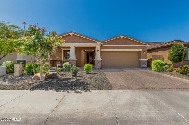 12143 W Marguerite Ave