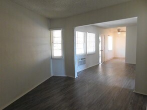 5637 Strohm Ave in Los Angeles, CA - Building Photo - Building Photo