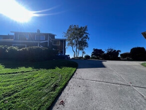 2221 Pinehurst Way in El Cerrito, CA - Building Photo - Building Photo