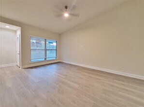 13606 Flagstone Ln in Dallas, TX - Building Photo - Building Photo