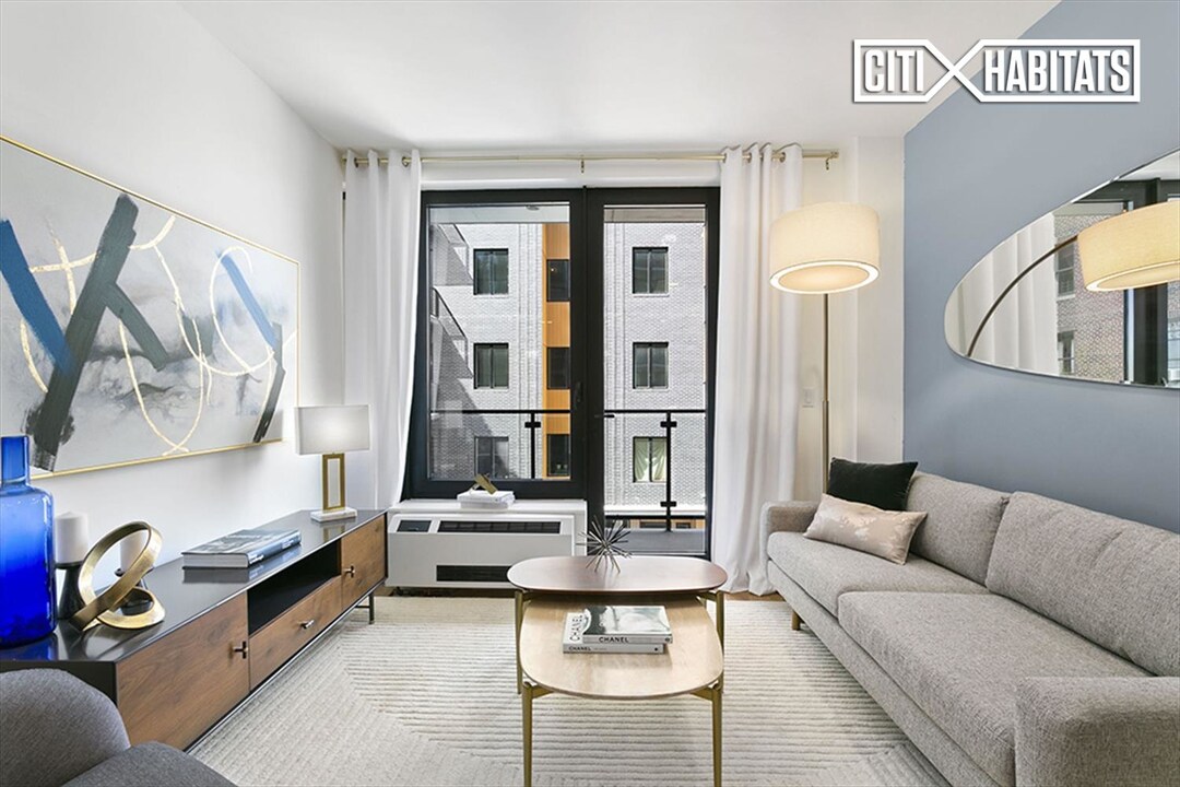 25 E 19th St-Unit -40E in Brooklyn, NY - Building Photo