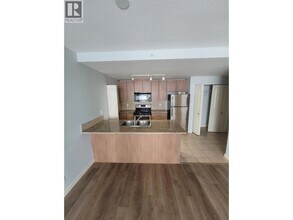 898 Carnarvon St in New Westminster, BC - Building Photo - Building Photo