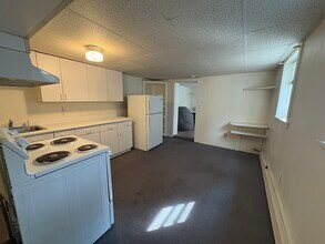 10 Wiley St in Wakefield, MA - Building Photo - Building Photo