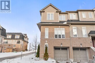 65 Oakins Ln in Ajax, ON - Building Photo - Building Photo