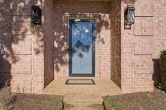 8570 May Orchard Ln in Memphis, TN - Building Photo - Building Photo