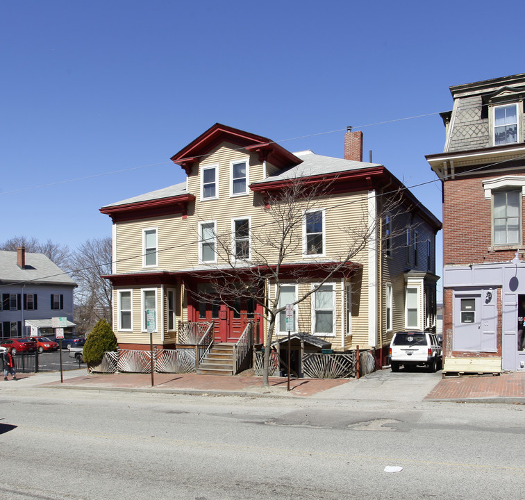 807 Congress St in Portland, ME - Building Photo