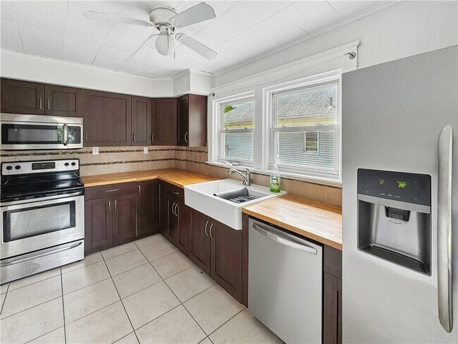434 River Ave in Providence, RI - Building Photo - Building Photo