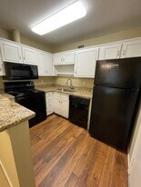 2105 Young St, Unit A in Columbus, GA - Building Photo