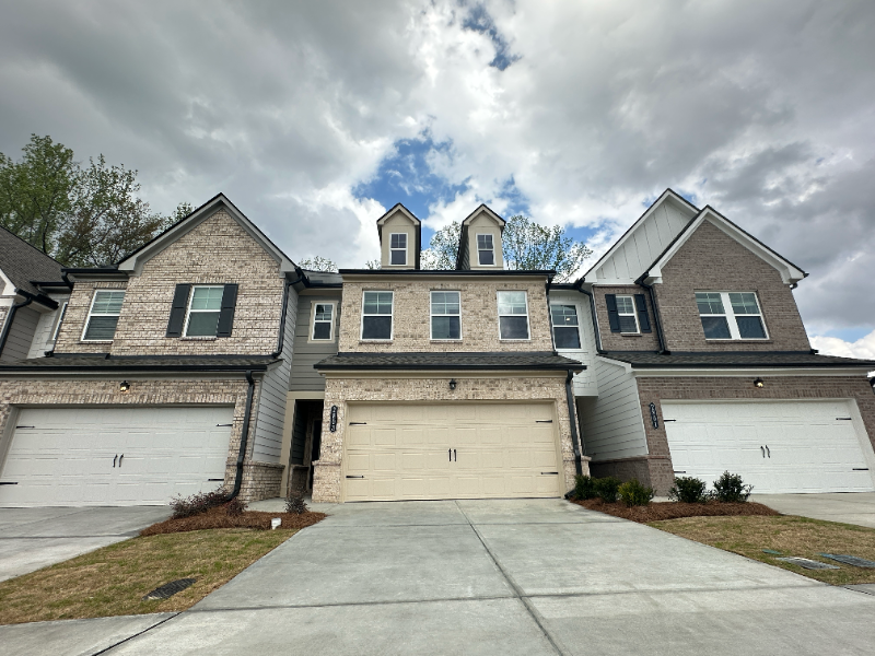 2803 Habibi Ct in Buford, GA - Building Photo