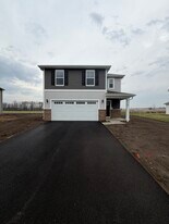 116 Cornerstone Xing in Hampshire, IL - Building Photo