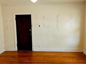 2454 N Kilpatrick Ave in Chicago, IL - Building Photo - Building Photo