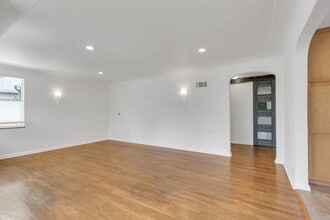 3032 S Corona St in Englewood, CO - Building Photo - Building Photo
