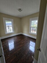 114 Hurlburt St in New Haven, CT - Building Photo - Building Photo