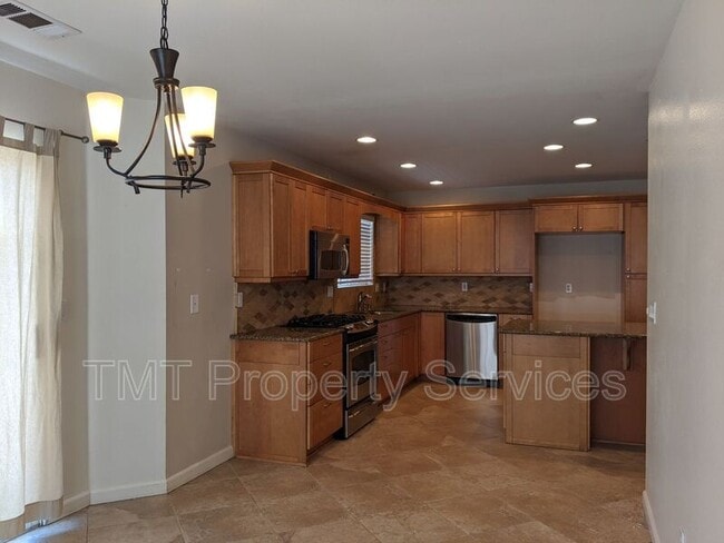 2537 Brunswick Dr in Santa Maria, CA - Building Photo - Building Photo