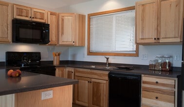 955 70th Ave in Roberts, WI - Building Photo - Building Photo