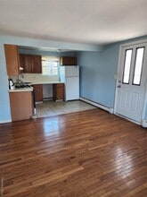 441 Morris Dr in Valley Stream, NY - Building Photo - Building Photo