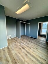 321 Cedar St in Davenport, IA - Foto de edificio - Building Photo