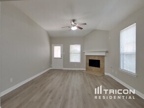 7123 Durango Creek Dr in Magnolia, TX - Building Photo - Building Photo