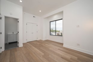 4432 Lancaster Ave in Philadelphia, PA - Building Photo