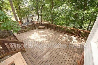 211 Beechtree Dr in Cary, NC - Building Photo - Building Photo