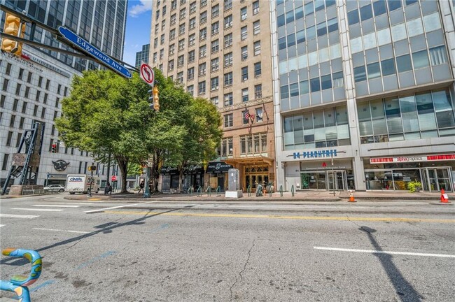 32 Peachtree St NW in Atlanta, GA - Building Photo - Building Photo