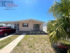 4929 Sea Island Ave in Sarasota, FL - Building Photo - Building Photo